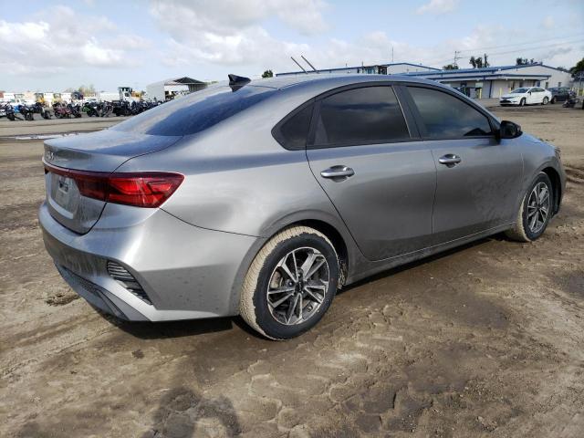 3KPF24AD7NE462471 KIA FORTE FE