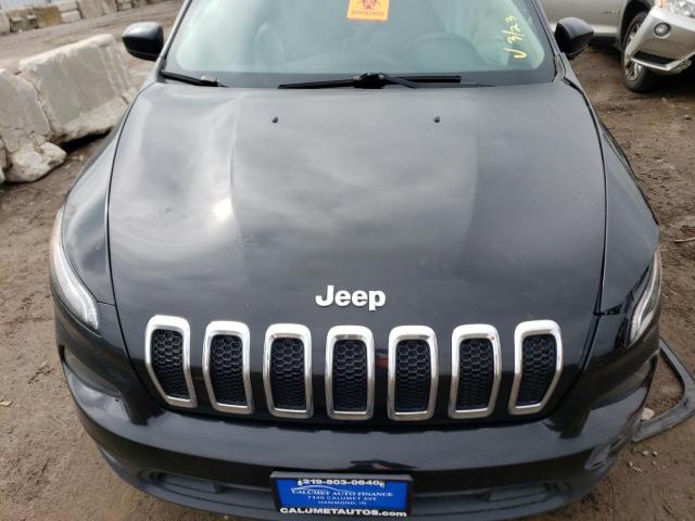 1C4PJLCBXJD615207 Jeep Cherokee Latitude