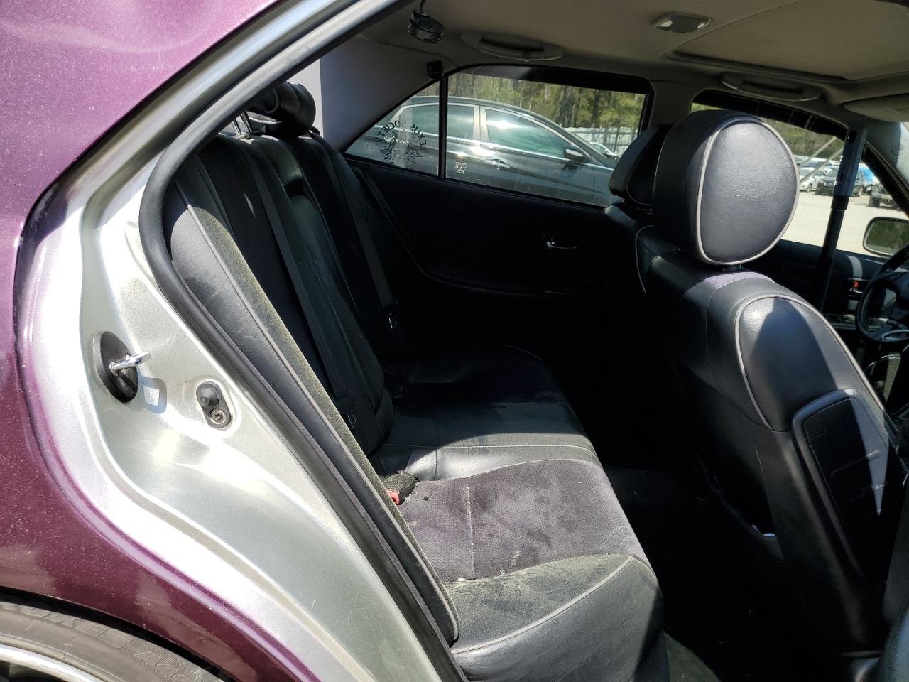 2002 Lexus Is 300 VIN: JTHBD192920061095 Lot: 45802374