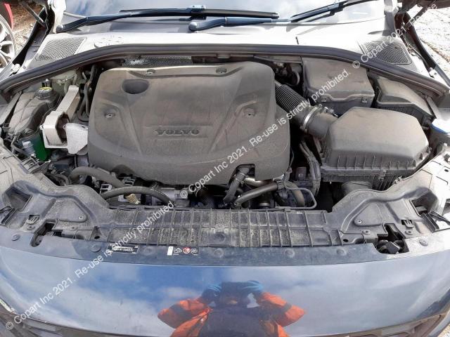YV1FZA8C1J2058557 Volvo V60 Cross