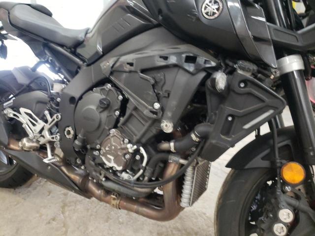 2017 YAMAHA FZ10 JYARN48E4HA001170