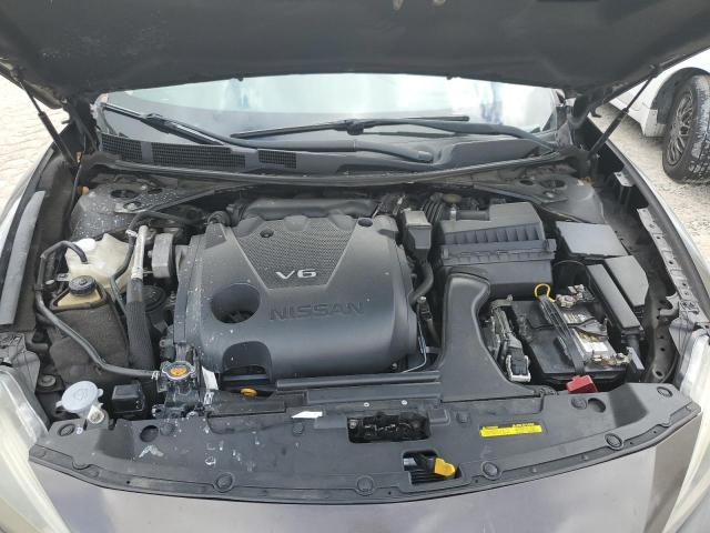 1N4AA6AP3GC398741 Nissan Maxima 3.5s