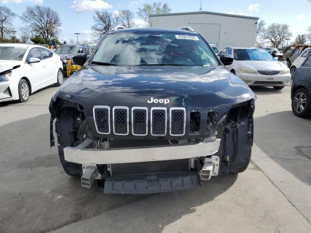 1C4PJLCB4KD487550 Jeep Cherokee Latitude
