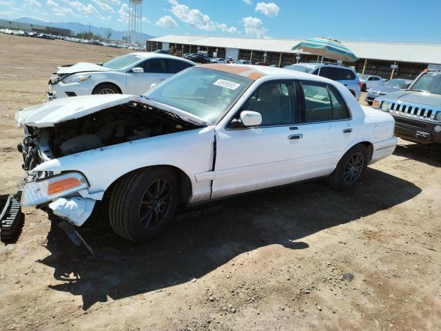 2003 Ford Crown Victoria 