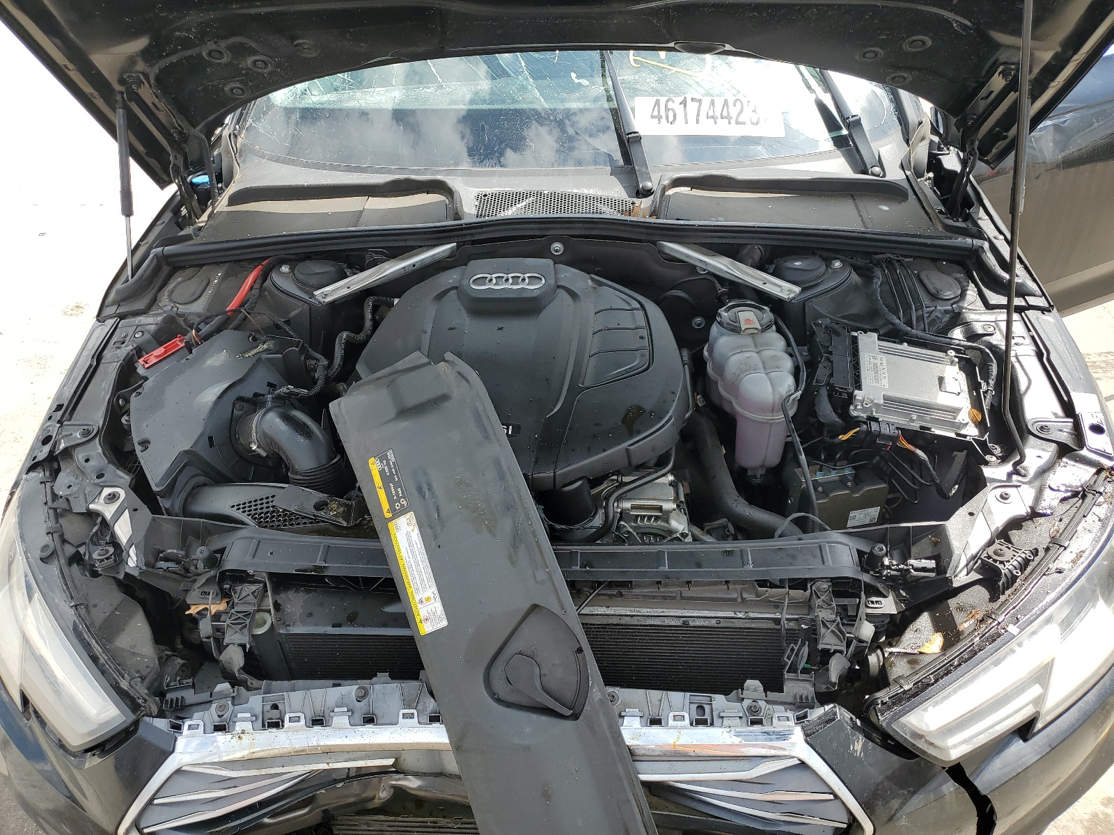 WAUGMAF42KN011846 2019 Audi A4 Premium