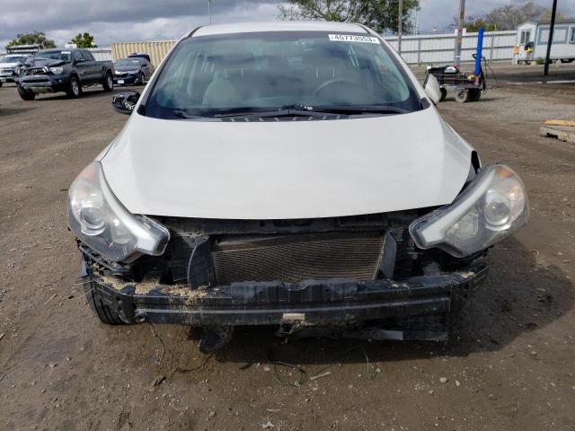 KNAFK4A69F5285479 KIA FORTE LX
