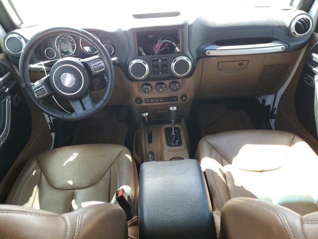 1C4BJWEGXJL847932 Jeep Wrangler Unlimited Sahara