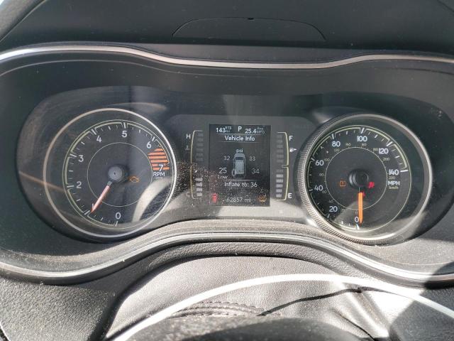 1C4PJLCB4KD487550 Jeep Cherokee Latitude
