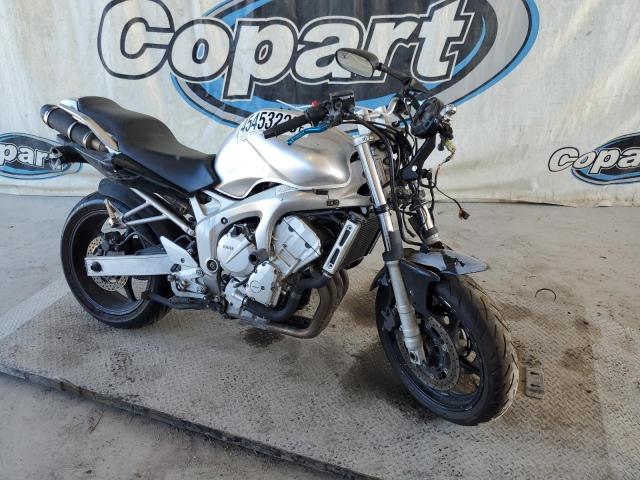 2004 YAMAHA FZ6 S JYARJ08E84A001901