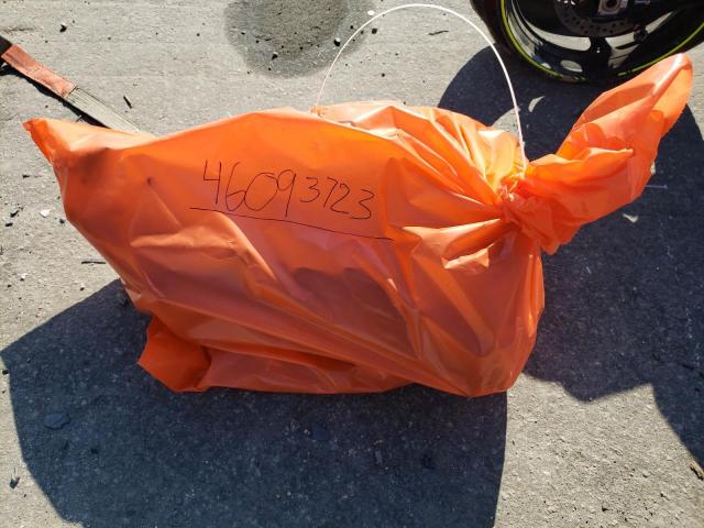 2022 SUZUKI GSX-R600 - JS1GN7FA4N7100524