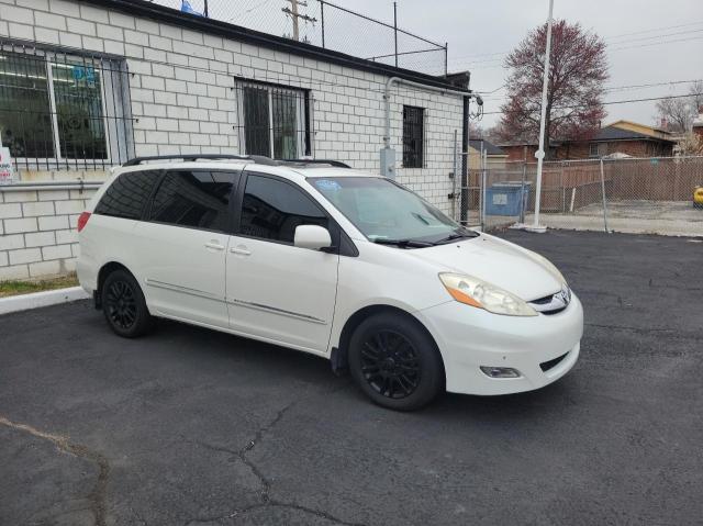 2010 Toyota Sienna XLE