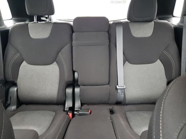 1C4PJLAB6HW652885 Jeep Cherokee Sport