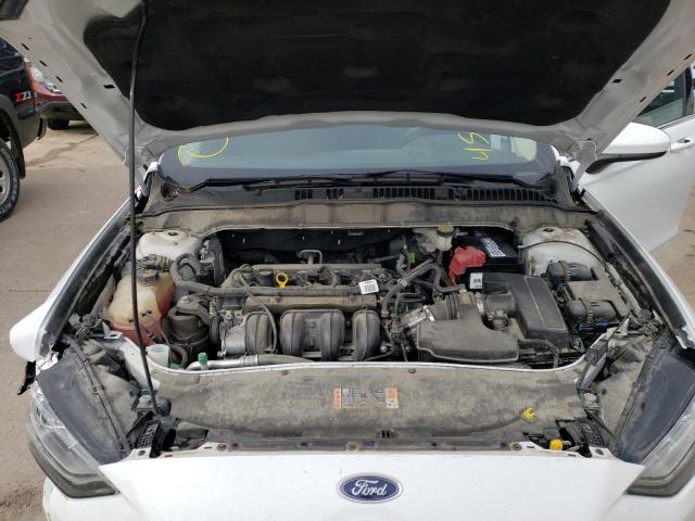 3FA6P0H79HR393926 Ford FUSION SE