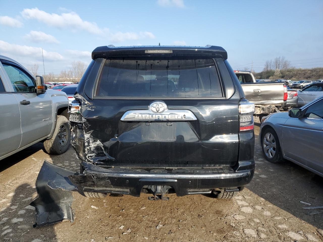 JTEBU5JR5J5581812 TOYOTA 4RUNNER 2018