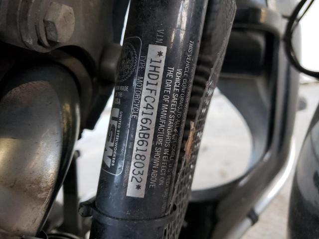 2010 HARLEY-DAVIDSON FLHTCU - 1HD1FC416AB618032