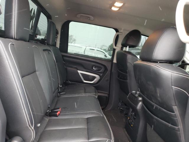 1N6AA1E5XJN530828 Nissan TITAN SV
