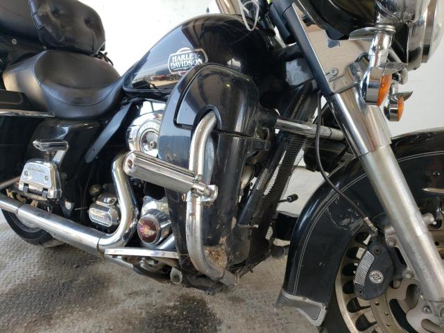 2010 HARLEY-DAVIDSON FLHTCU - 1HD1FC416AB618032