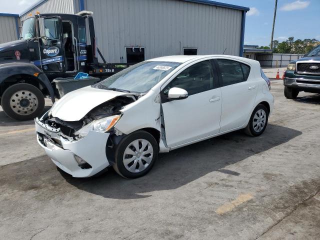 Toyota Prius c 2014