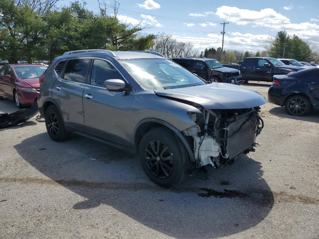 KNMAT2MV1JP541399 NISSAN ROGUE 2018