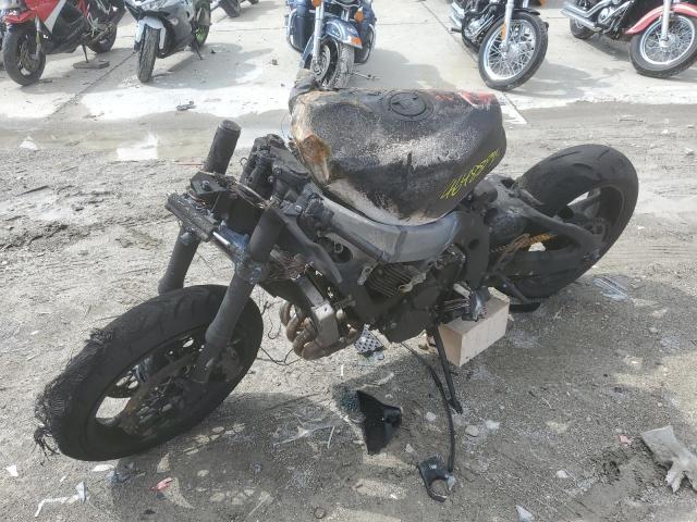 2022 SUZUKI GSX-R600 - JS1GN7FA1N7100481