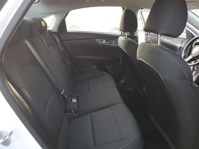 3KPF24AD8LE201735 KIA FORTE FE