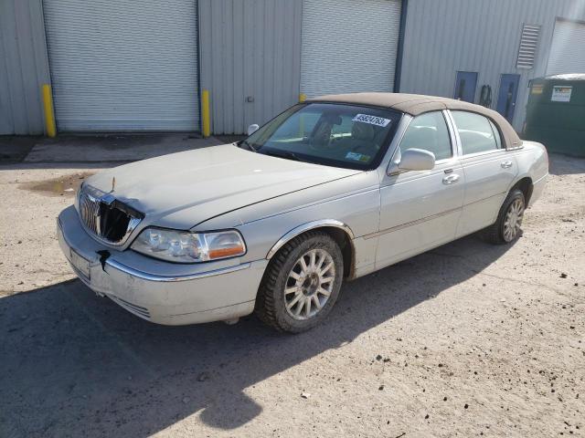 2007 Lincoln Town Car Signature