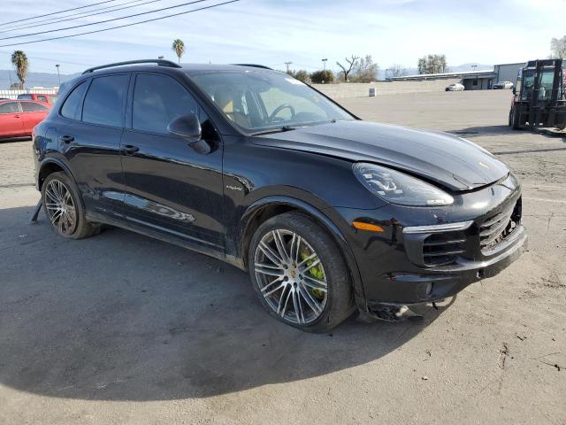 2017 PORSCHE CAYENNE SE - WP1AE2A24HLA74581