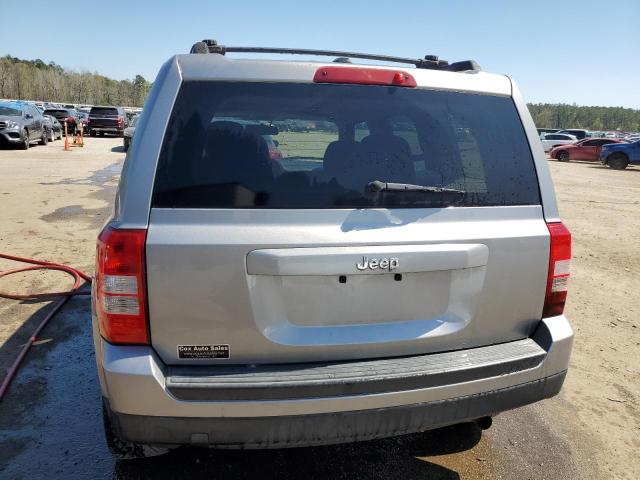 1C4NJPBB6GD699969 Jeep Patriot Sport