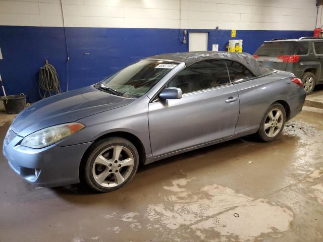 2004 Toyota Camry Solara SE