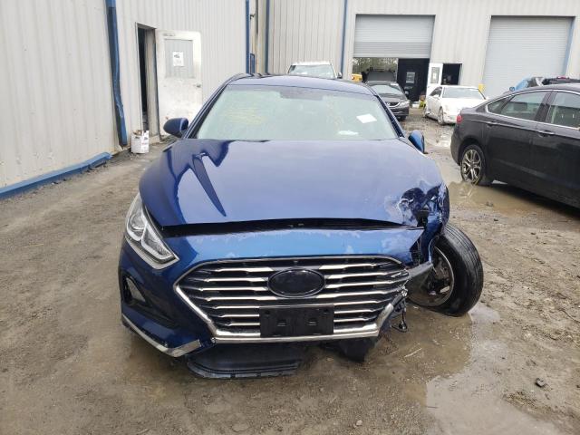 VIN: 5NPE24AFXJH597916 Auction: COPART Lot: 43138653 Location: DC - WASHINGTON DC 5NPE24AFXJH597916 HYUNDAI SONATA 2018 BLUE Photo 5