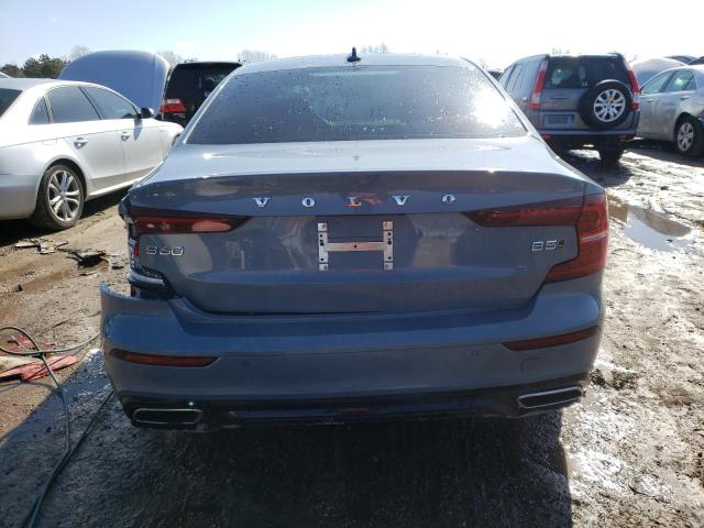 2022 VOLVO S60 B5 MOM - 7JRL12TZ9NG160667
