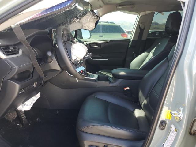 2T3C1RFV3NW217210 Toyota Rav4 Xle Premium