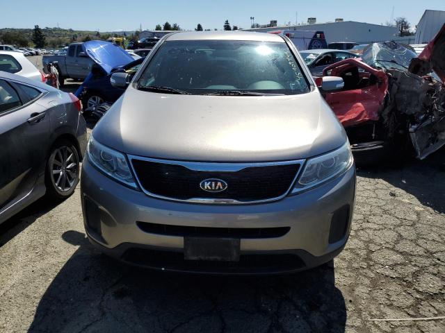 5XYKT3A69FG647486 KIA SORENTO LX