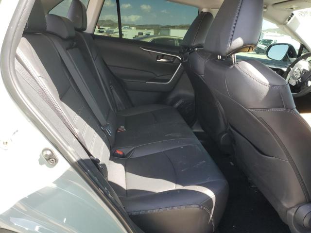 2T3C1RFV3NW217210 Toyota Rav4 Xle Premium