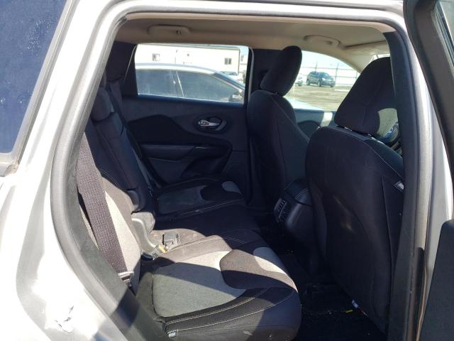 1C4PJLAB1GW372807 Jeep Cherokee Sport