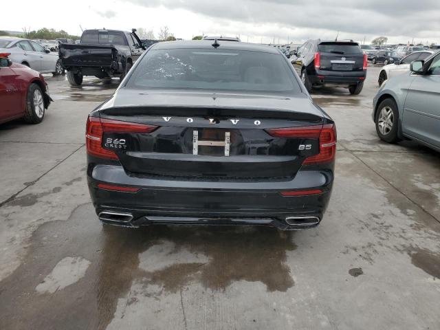 2022 VOLVO S60 B5 MOM 7JRL12FZ0NG163047