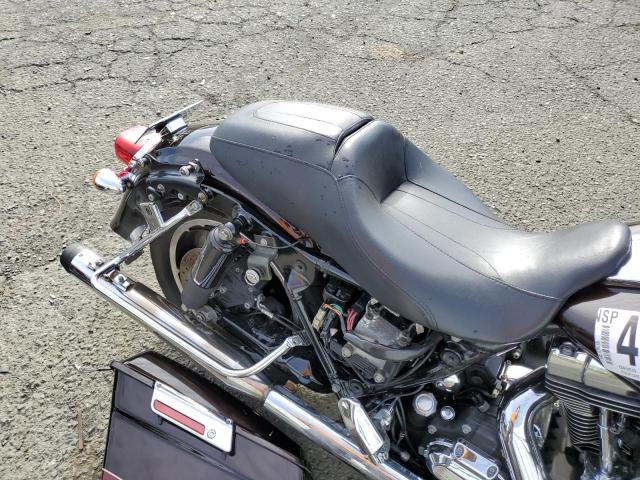 2011 HARLEY-DAVIDSON FLTRU - 1HD1KGM34BB605415