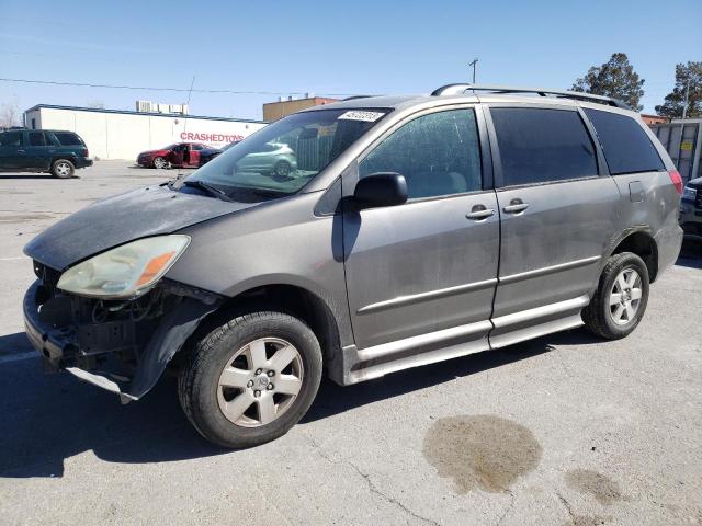 2005 Toyota Sienna CE