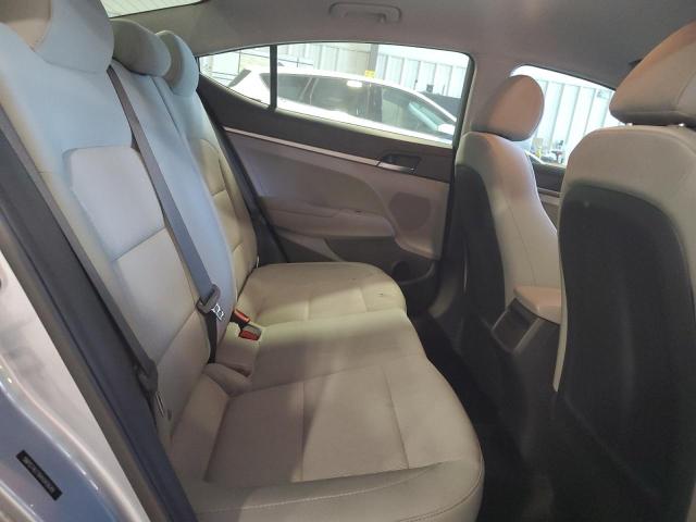 2017 HYUNDAI ELANTRA SE - 5NPD74LF8HH069649