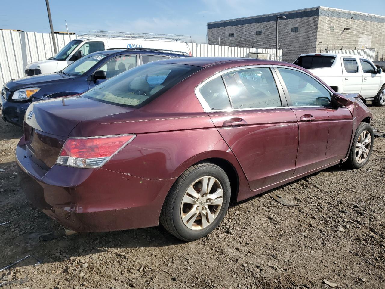 2010 Honda Accord Lxp VIN: 1HGCP2F42AA075617 Lot: 39690284