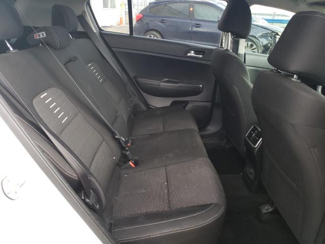 KNDPM3AC8J7337974 KIA Sportage Lx