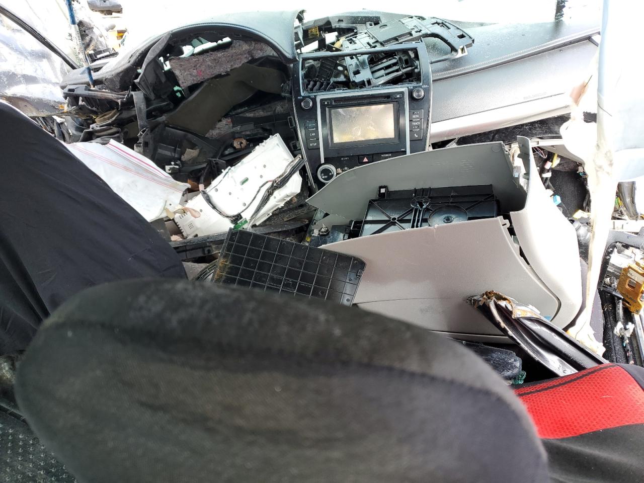2014 Toyota Camry - Image 8