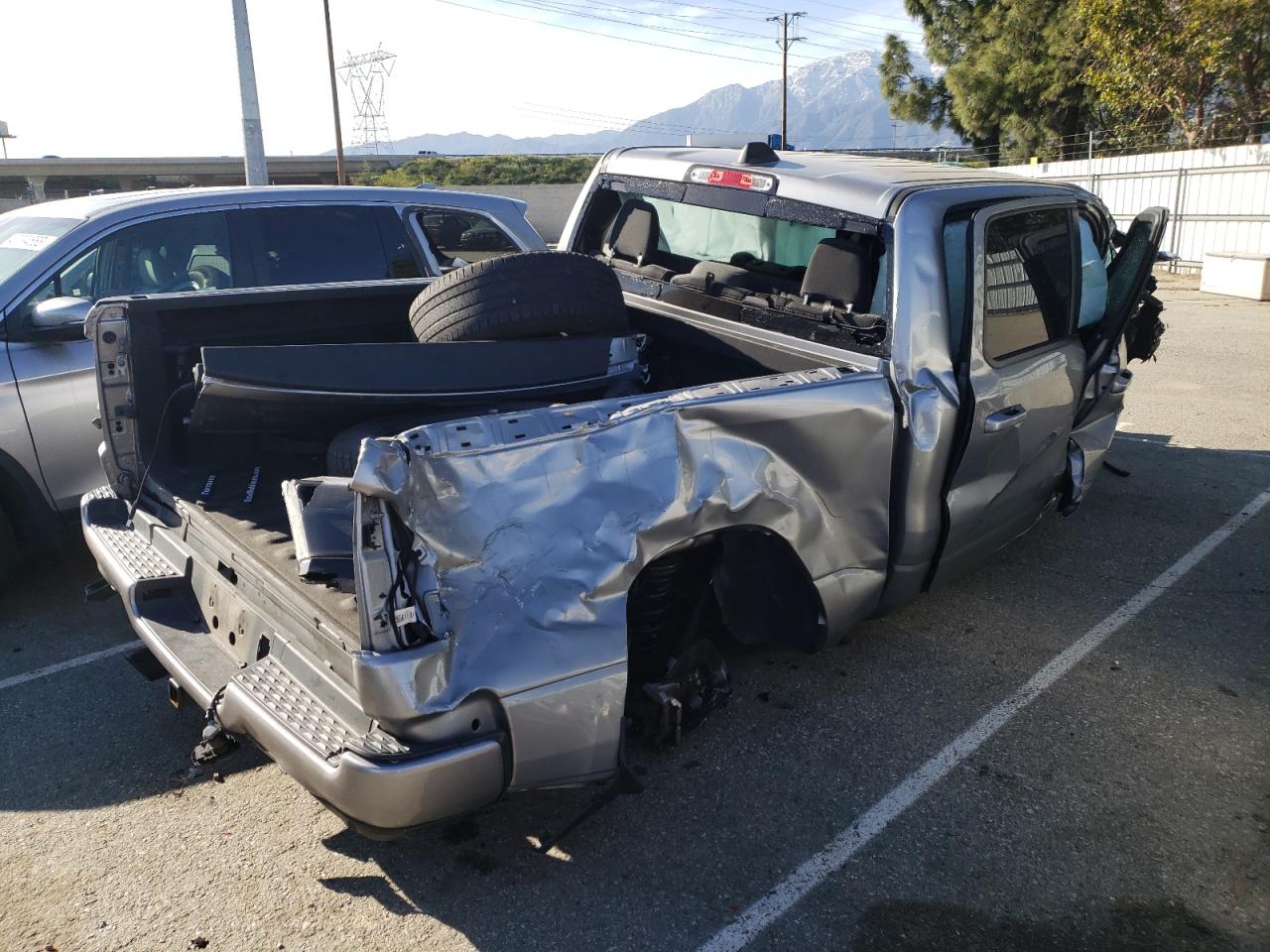 2021 RAM 1500 - Image 3