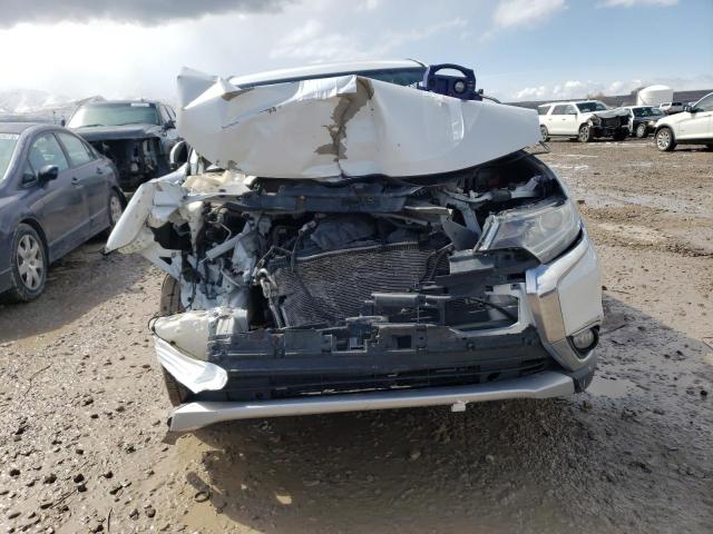 JA4AZ3A30HZ020626 Mitsubishi Outlander Se