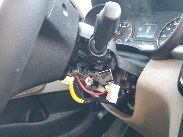 5XXGT4L30JG208933 KIA Optima Lx