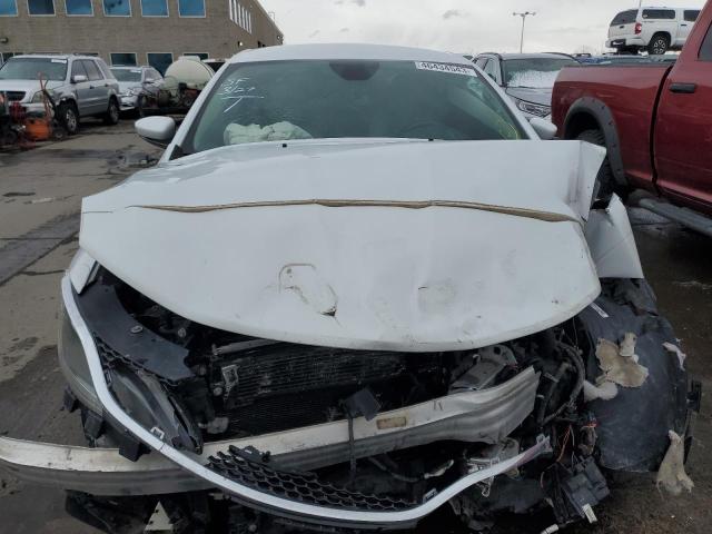 1C3CCCEG5FN606566 Chrysler 200 C