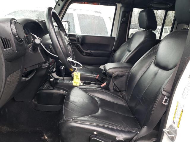 1C4BJWEG4EL285063 Jeep Wrangler Unlimited Sahara