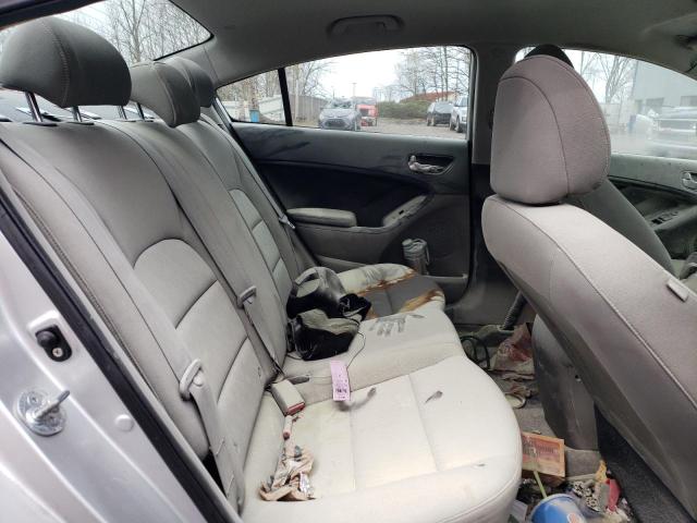 KNAFK4A63E5072980 KIA FORTE LX