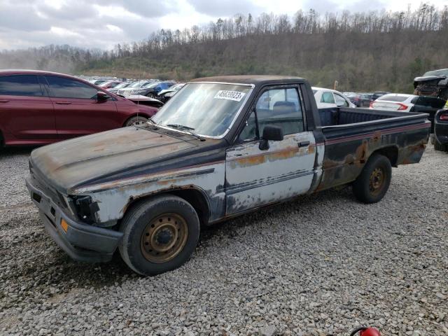 1987 Toyota Pickup 1/2 TON RN55 for sale in Hurricane, WV