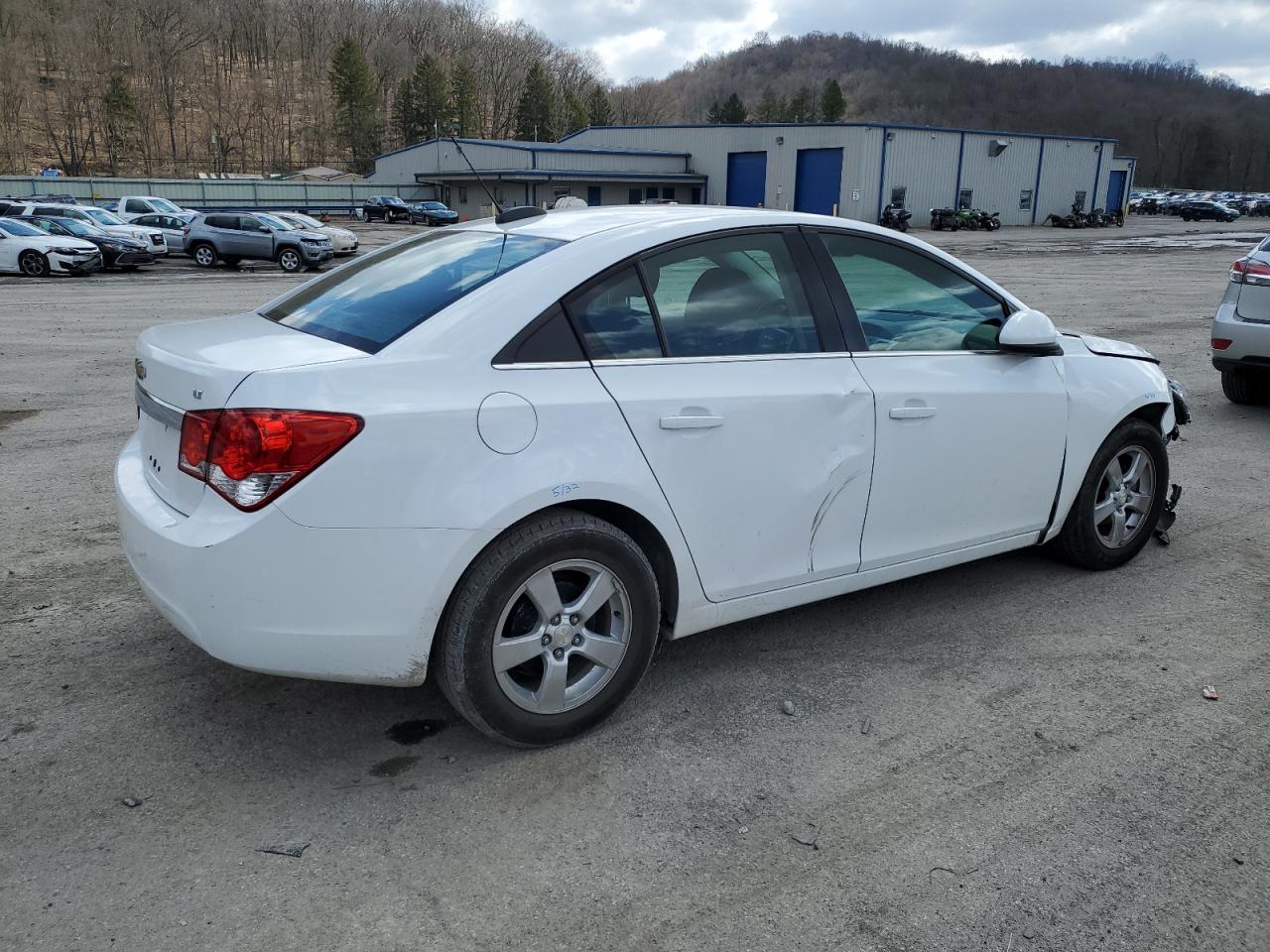 1G1PE5SB4G7181285 CHEVROLET CRUZE 2016